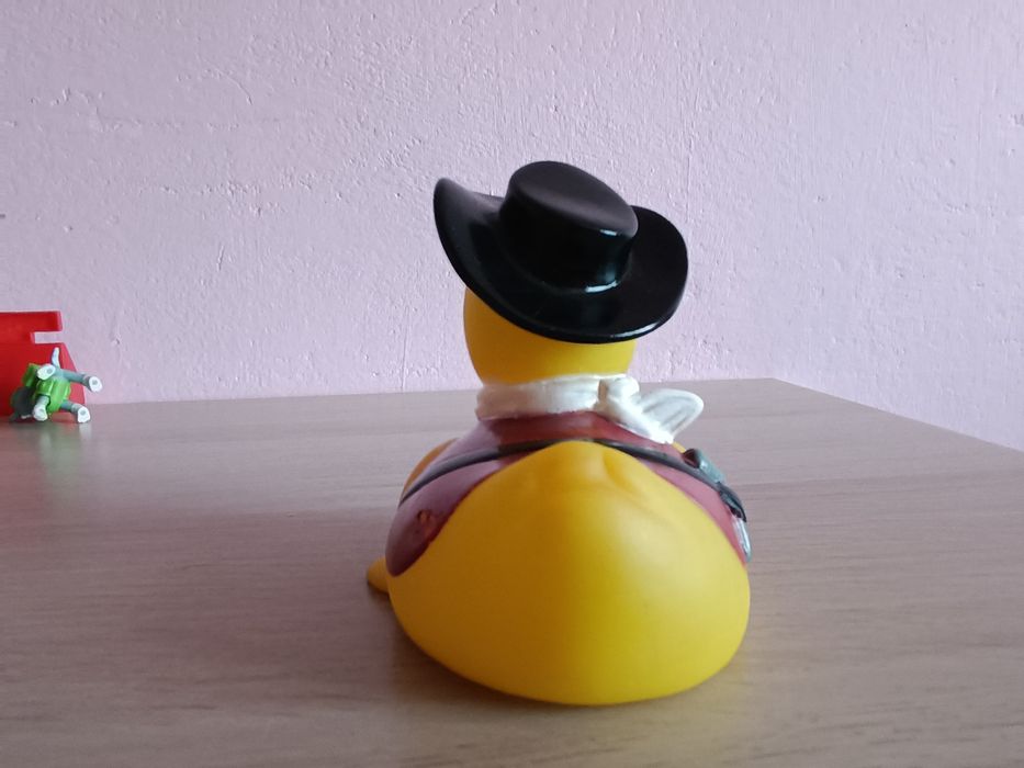 Gumowa kaczka kolekcjonerska kaczuszka kowboj