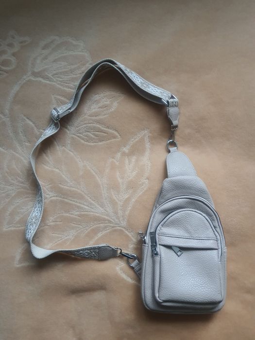 Plecak damski beżowy