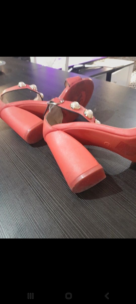 Buty rozmiar 35 stan bdb