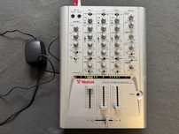 Mixer DJ Vestax PCV-180 trzy kanały