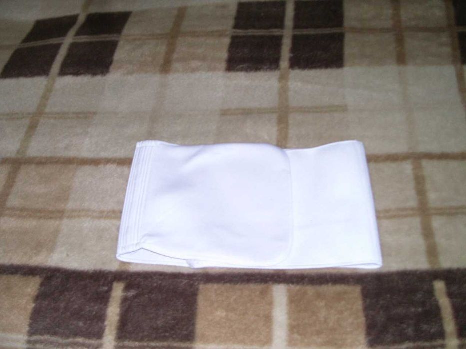 Бандаж  пояс для вагітних  M білий