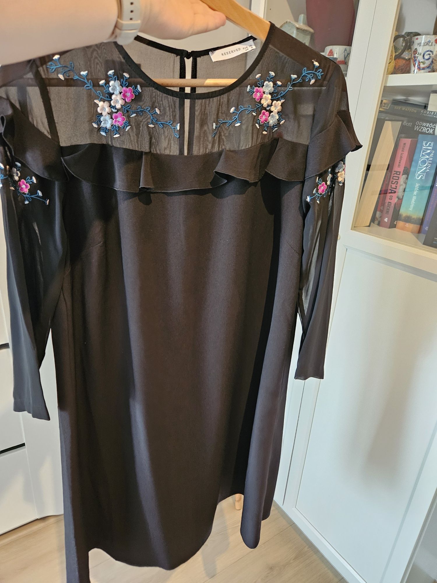 Elegancka sukienka Reserved rozm. 36, S, stan bdb!