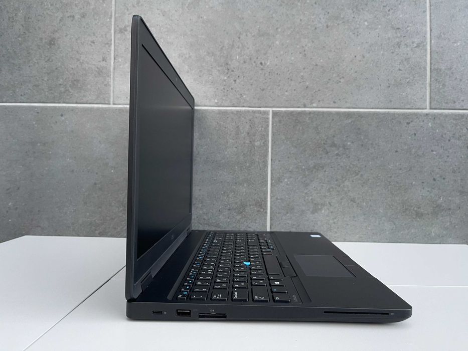 Dell Latitude 5580/i5-6300U/8Gb/256Gb M2/15.6" Full HD/IPS/Гарантія