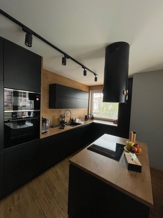 Nowoczesne mieszkanie w centrum z miejscem parkingowym