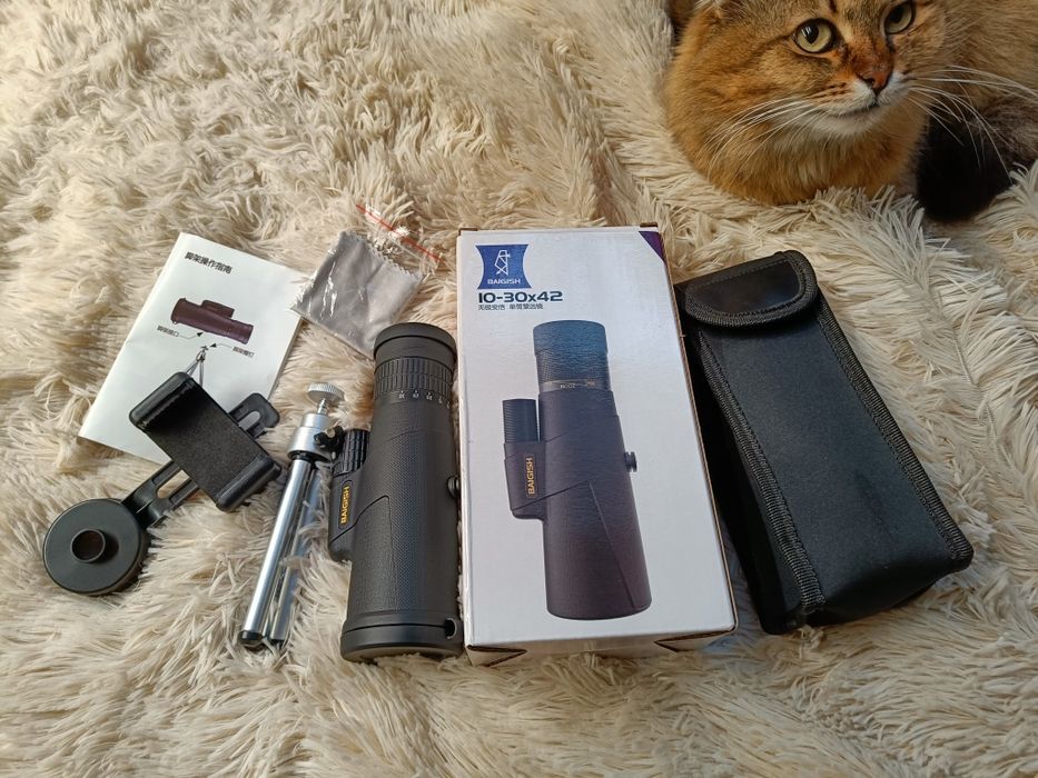 Монокуляр/телескоп/монокль Baigish 10-30x42 з штативом та кліпсою для