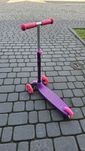 Hulajnoga trójkołowa PLAYTIVE z diodami LED max 50kg WIEK 3+ RÓŻOWA