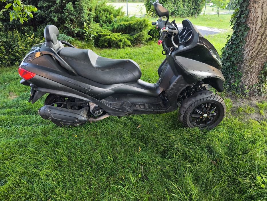 Piaggio MP3 250ccm + drugi na części