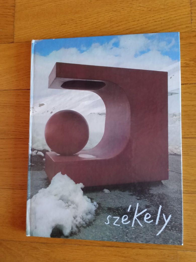 Книга "Скульптор Пьер Секели"