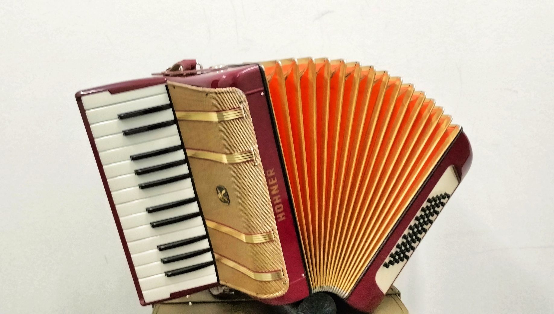 Akordeon Hohner Starlet 40 basów - super stan !