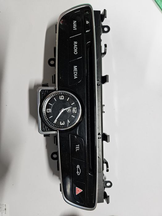 Панель управління мультимедія з годинником mercedes w205