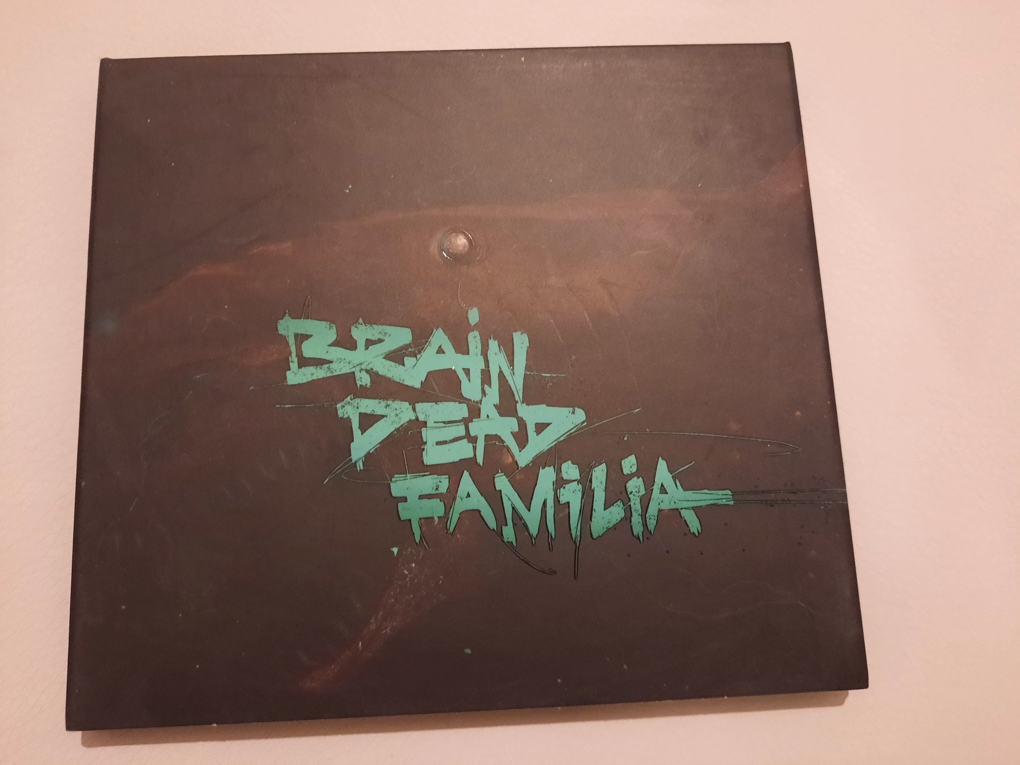 Słoń - Brain Dead Familia