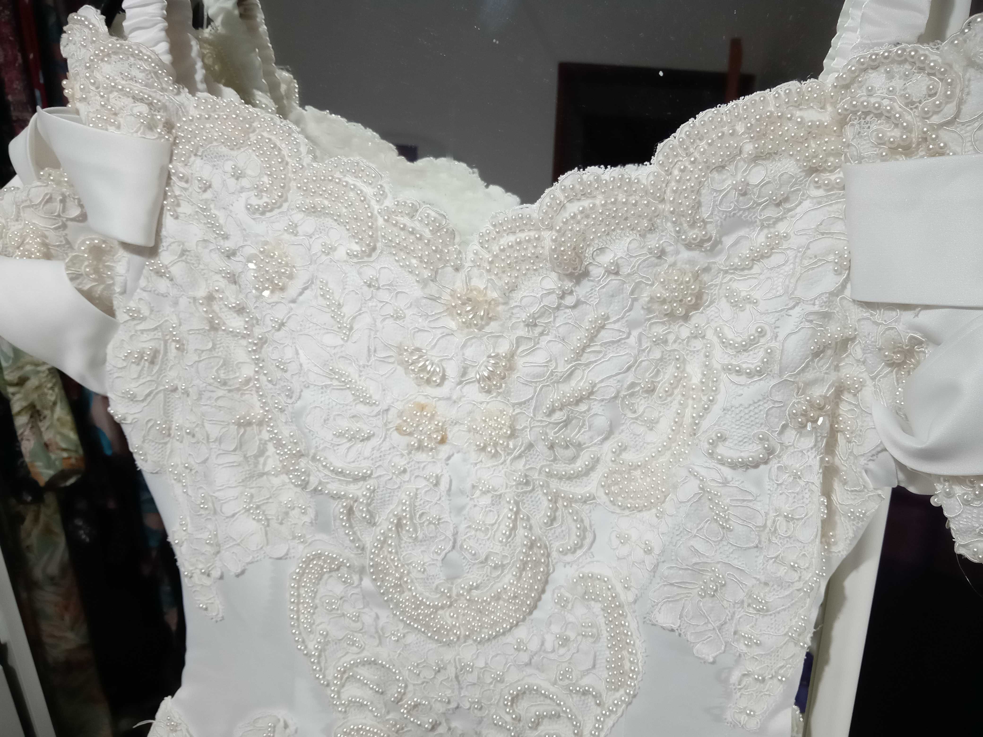 Vestido noiva em bom estado e limpo