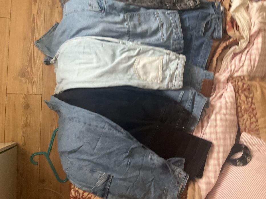 15 calcas de ganga de diferentes tamanhos , qualquer detalhe mande msg