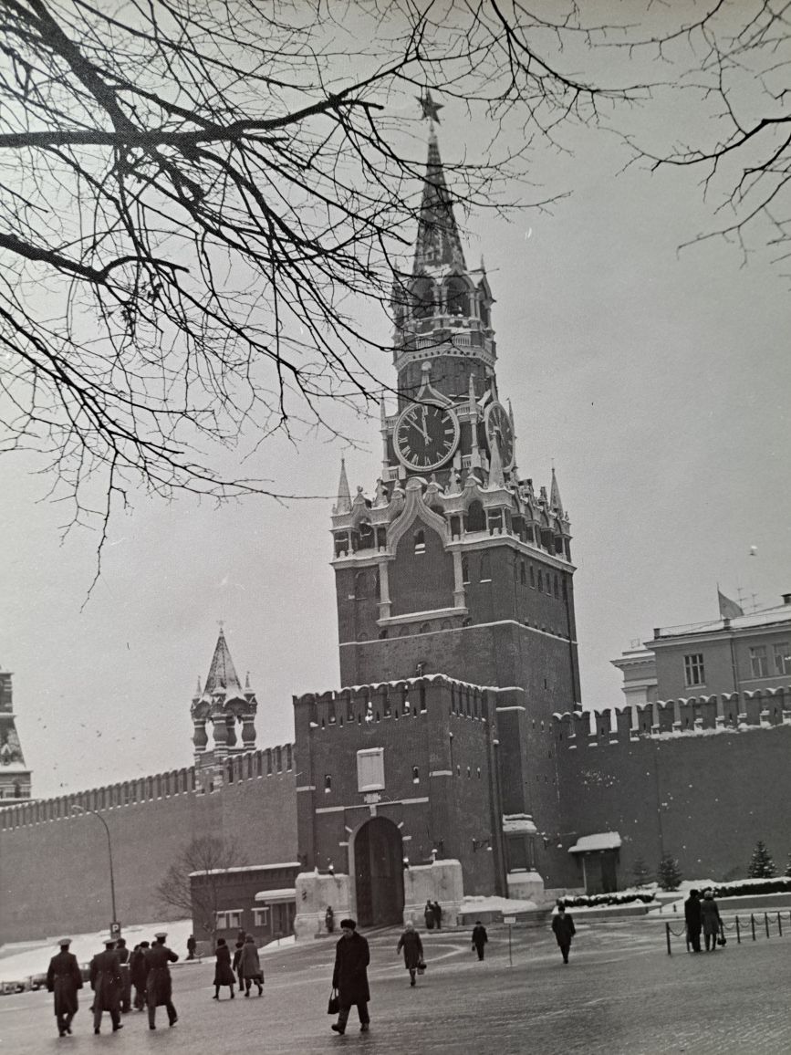 Stare fotografie ZSRR duży format Kreml Cerkiew socrealizm cccp