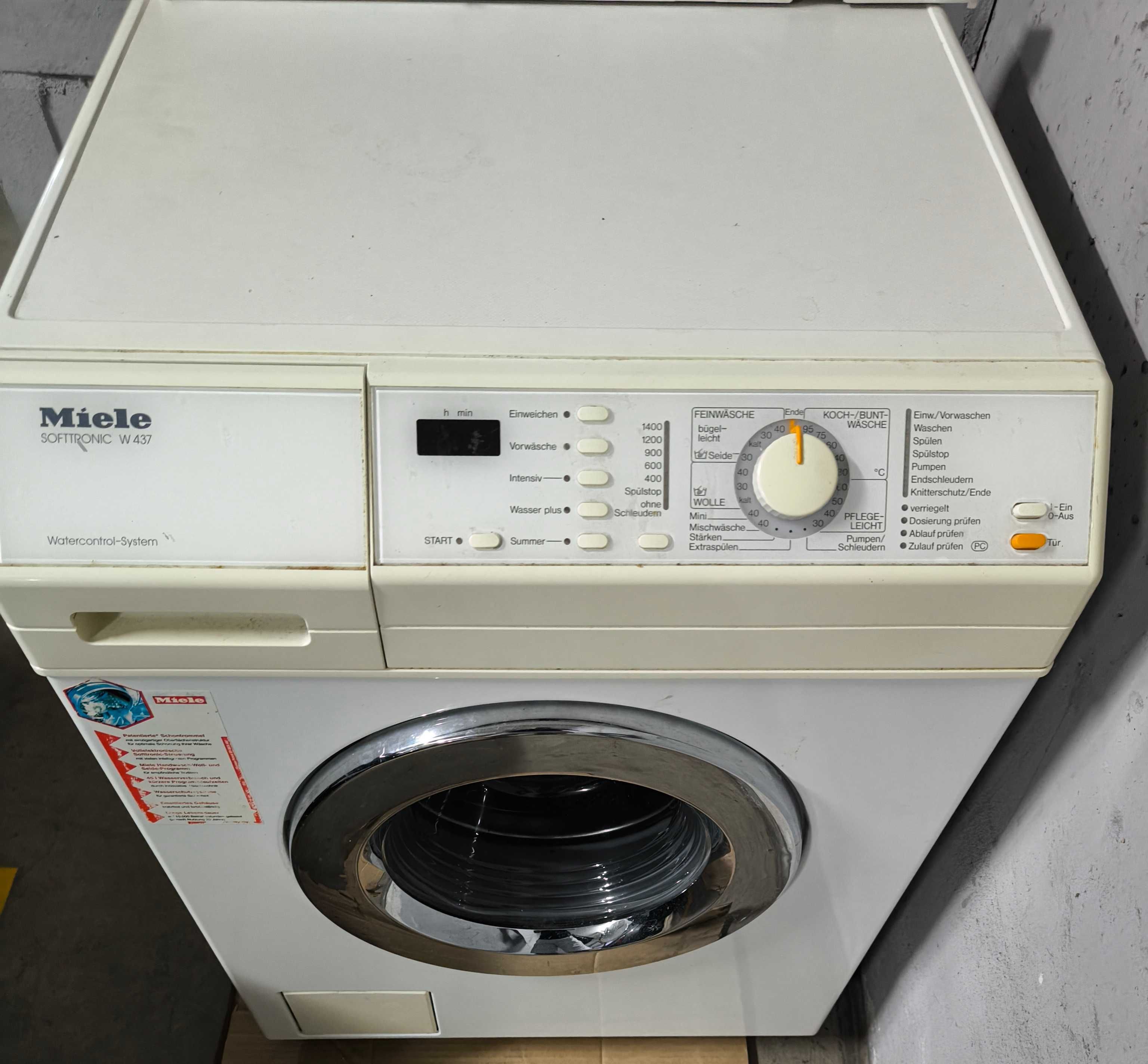 Pralka MIELE SOFTTRONIC W437 uszkodzona do naprawy lub na części