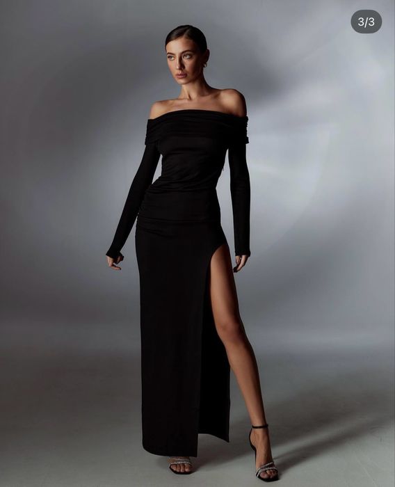 Сукня чорна з розрізом (бренд Feem)