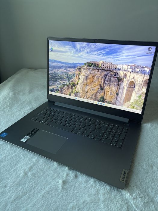 Laptop Lenovo IdeaPad 3 17ITL6 17,3" i3-1115G4 8GB RAM 512GB Dysk