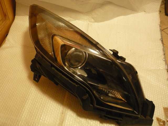 Lampa przednia Opel Zafira C