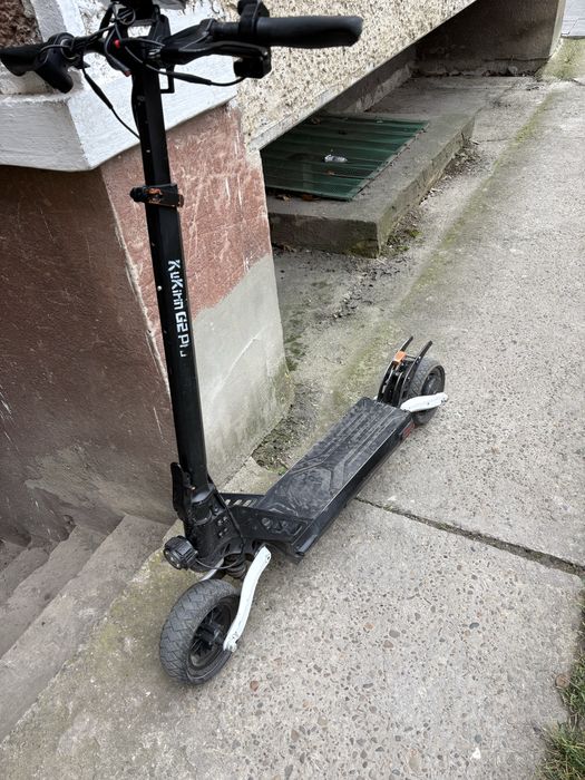 Електросамокат Kugoo в хорошому стані срочно
