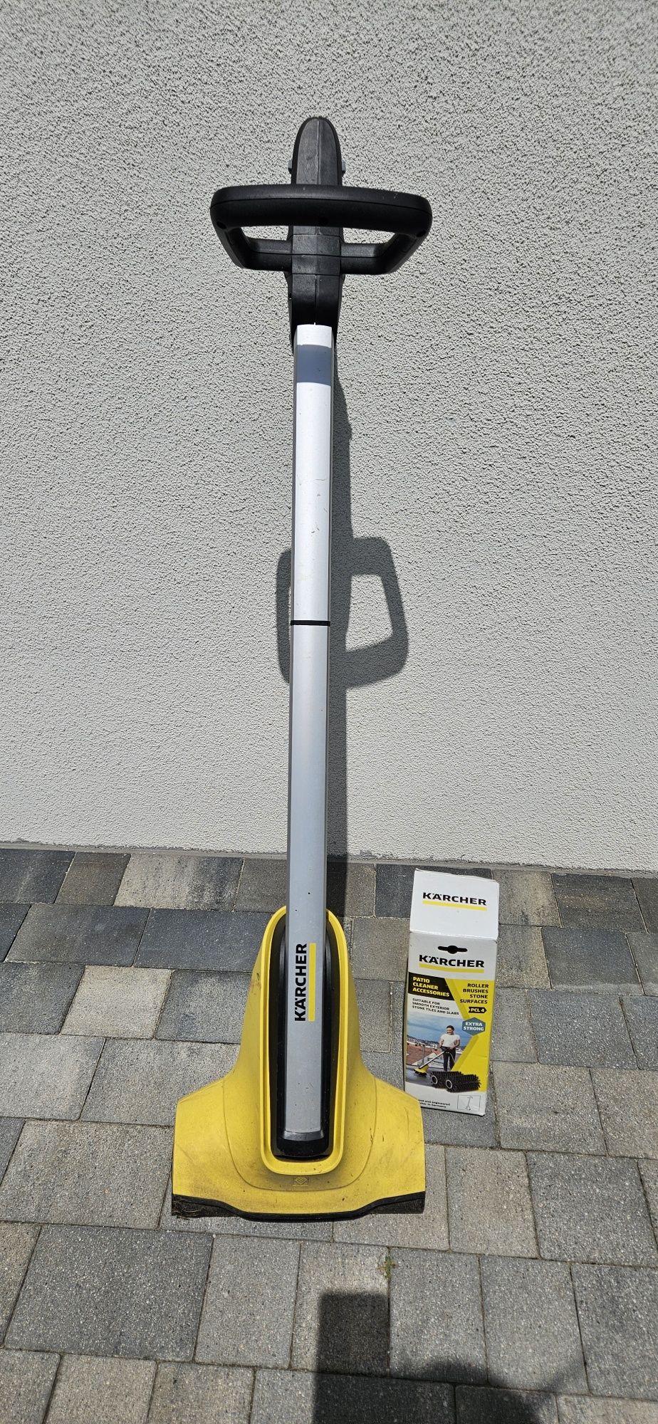 Urządzenie Karcher do drewna i bruku.