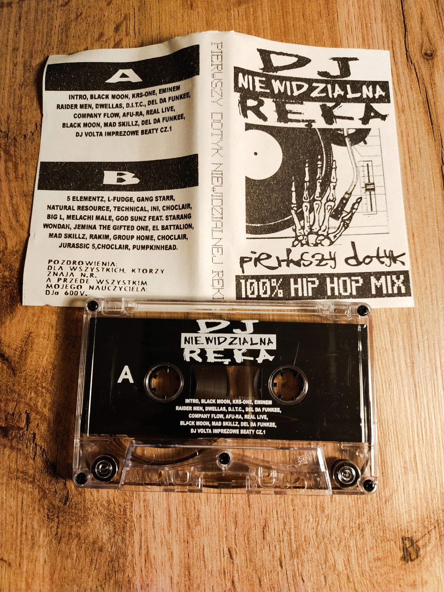 Dj Niewidzialna Ręka - Pierwszy dotyk
