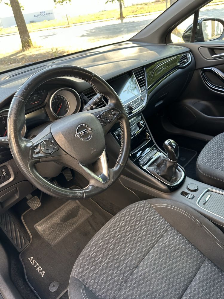 Opel Astra K 1.6 CDTI 110cv Dynamic Sport 2018 - Excelente estado