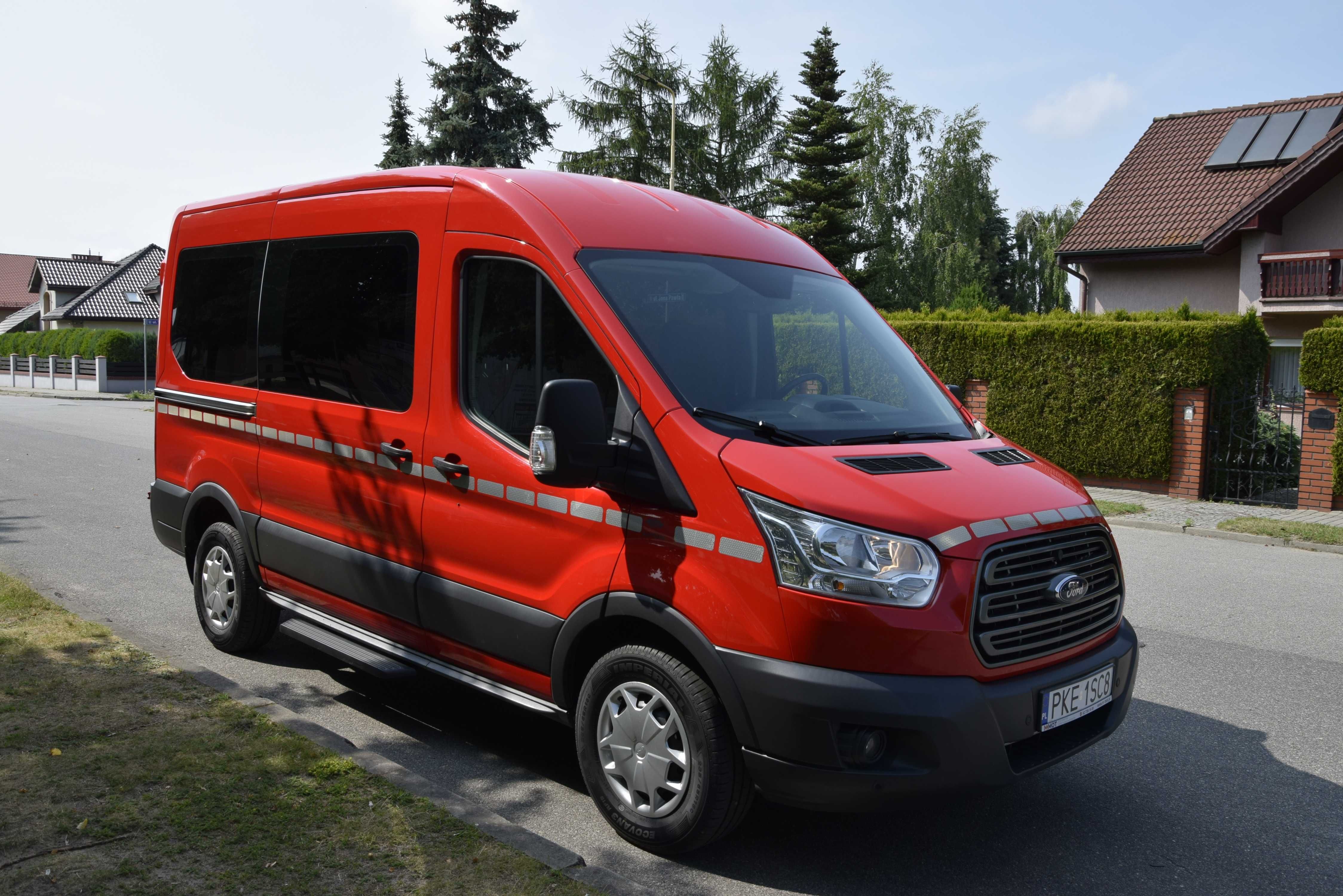 Wynajem Bus 9-Osobowy duży bagażnik, Hak, Klimatyzacja