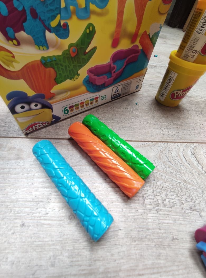 Play doh zoo safari