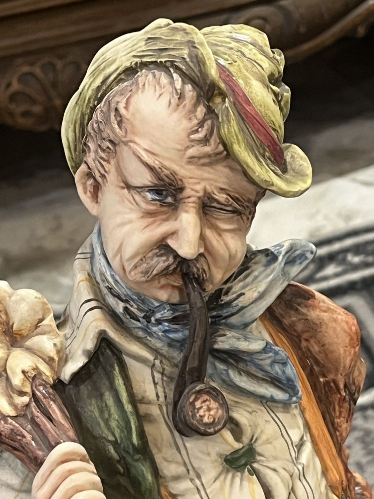 Figurka z porcelany Malowana