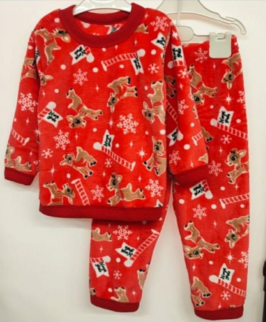 Детская тёплая пижама 5-7лет новогодняя