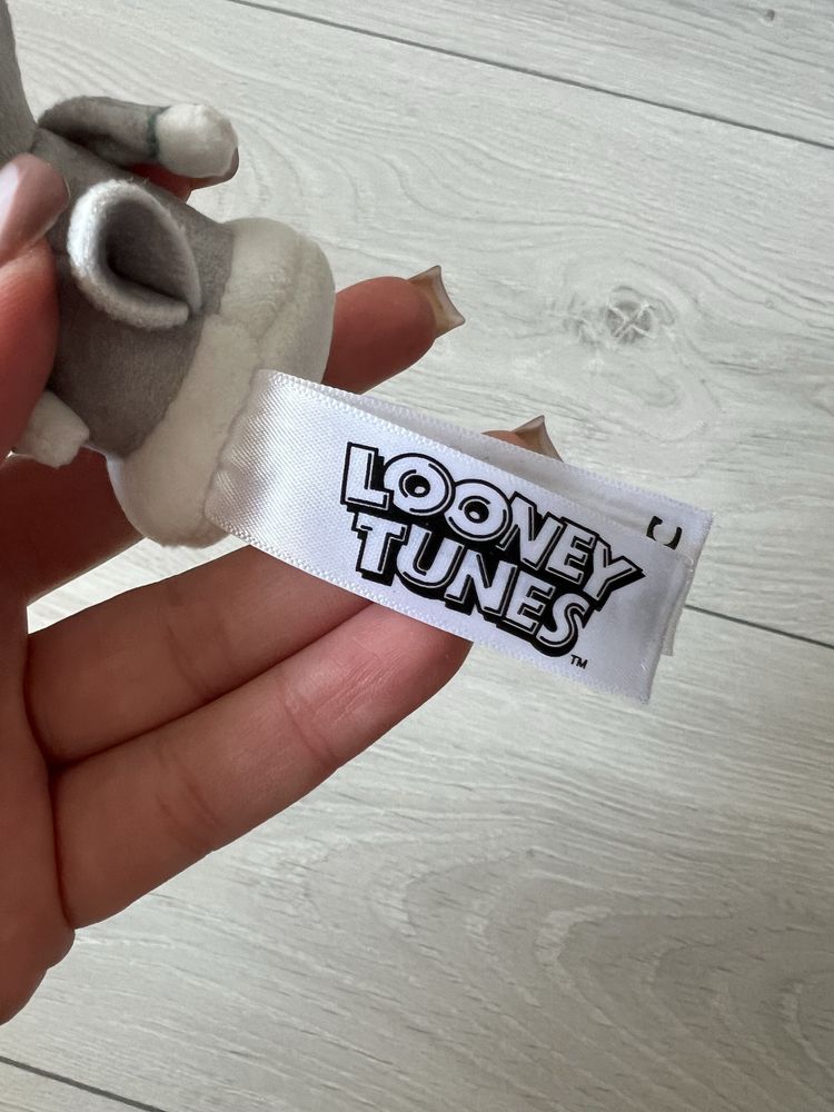 KFC Looney Tunes brelok z królikiem