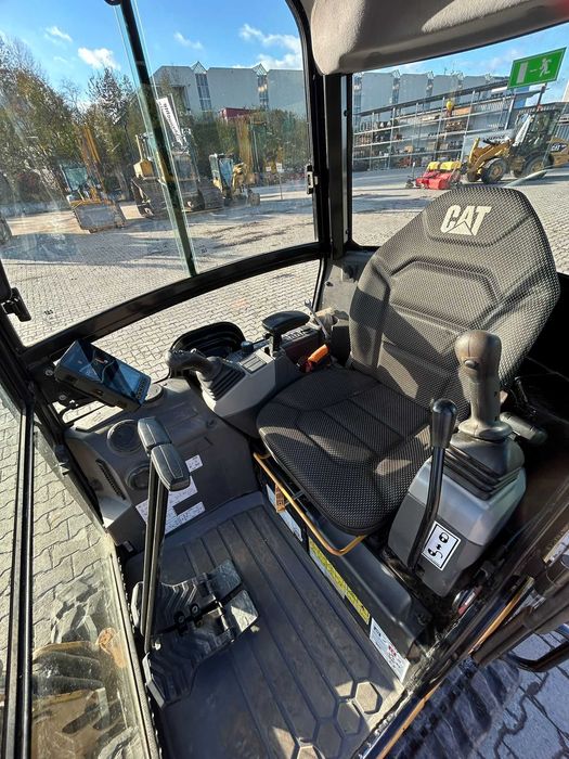 Minikoparka CAT 301.8 - 2021rok - 1117 godzin  / Cat 301.8, 302.7, 303