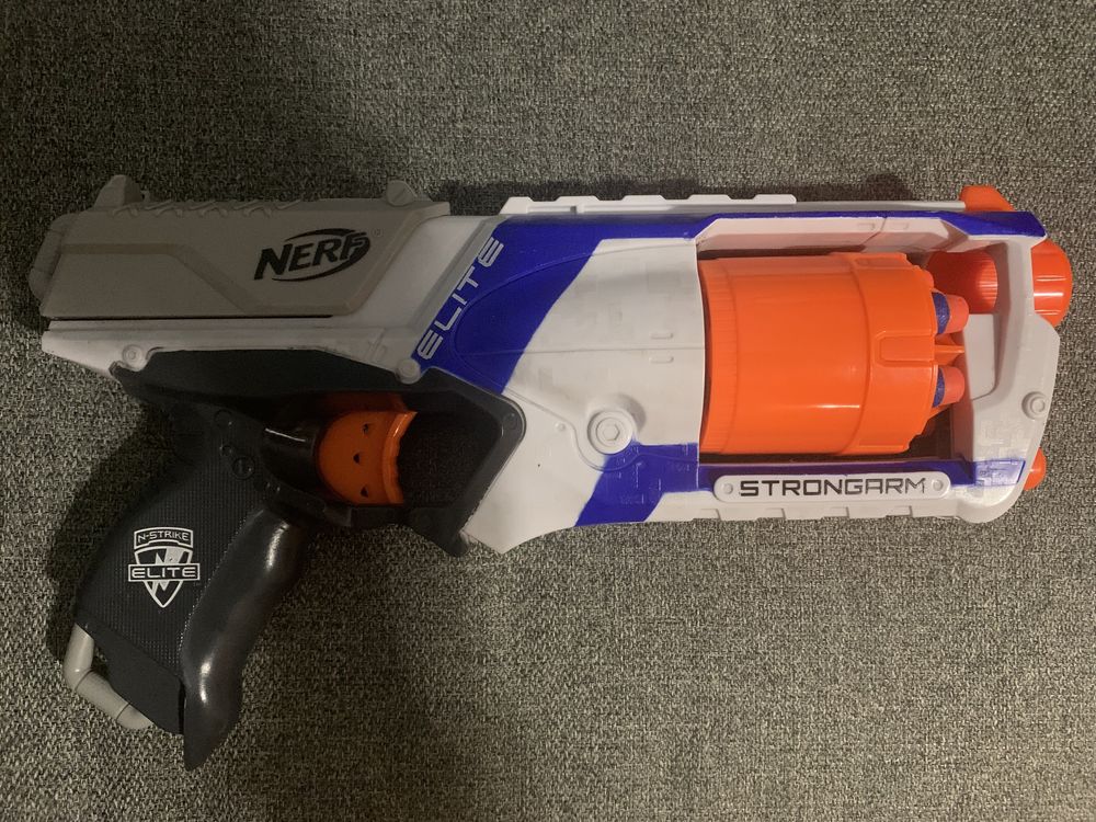 Karabin Nerf Strongarm Elite