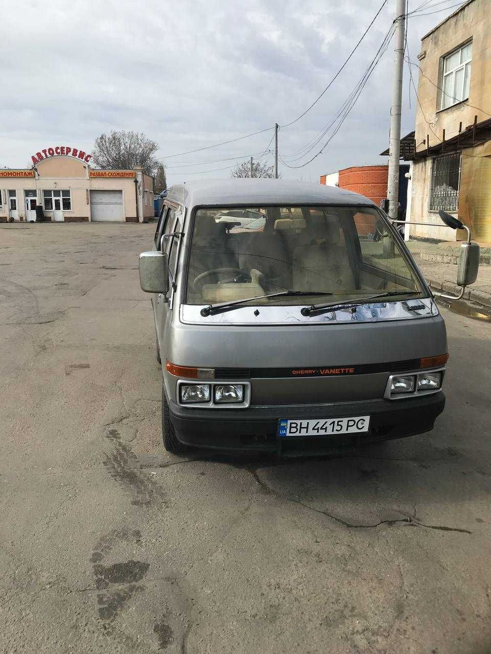 nissan vanette c120