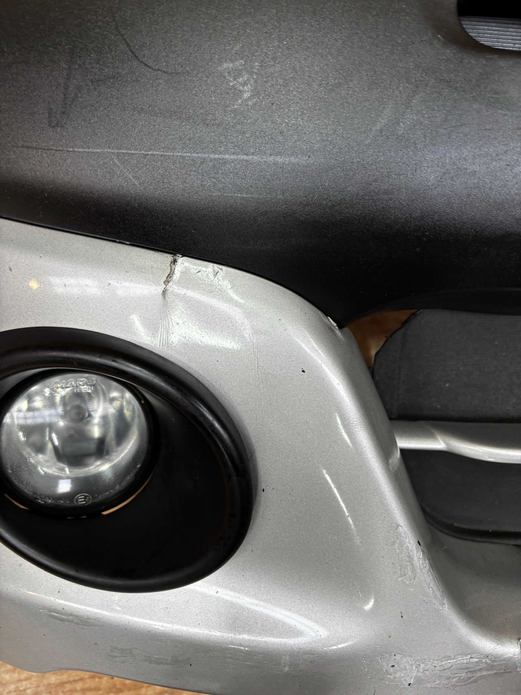 Zderzak przedni Nissan Pixo kolor z2s