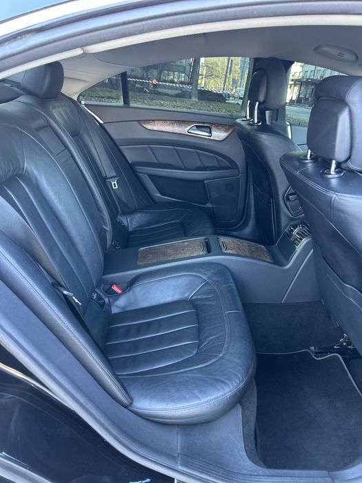 Mercedes-Benz CLS-Class целый не мотанный