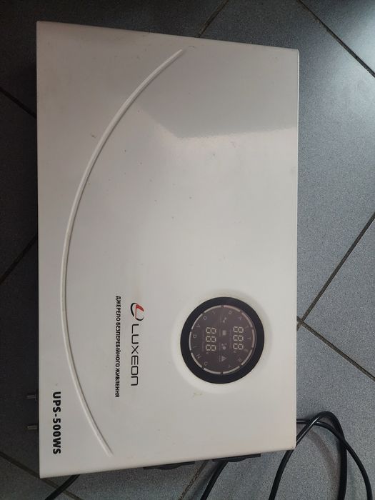 Источник бесперебойного питания Luxeon UPS-500WS