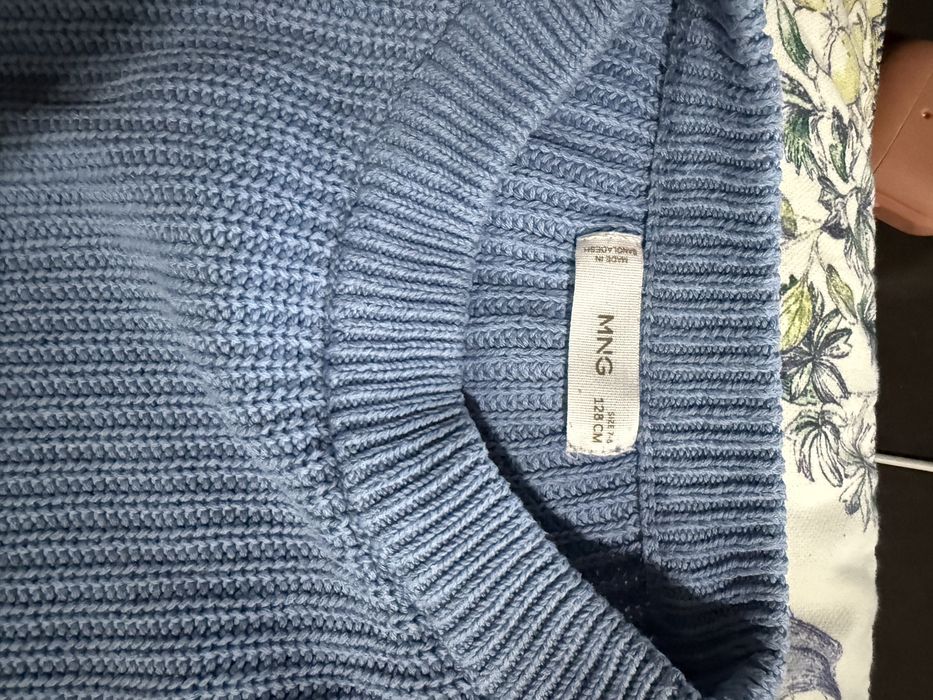 Mango sweter  128 dla dziweczynki