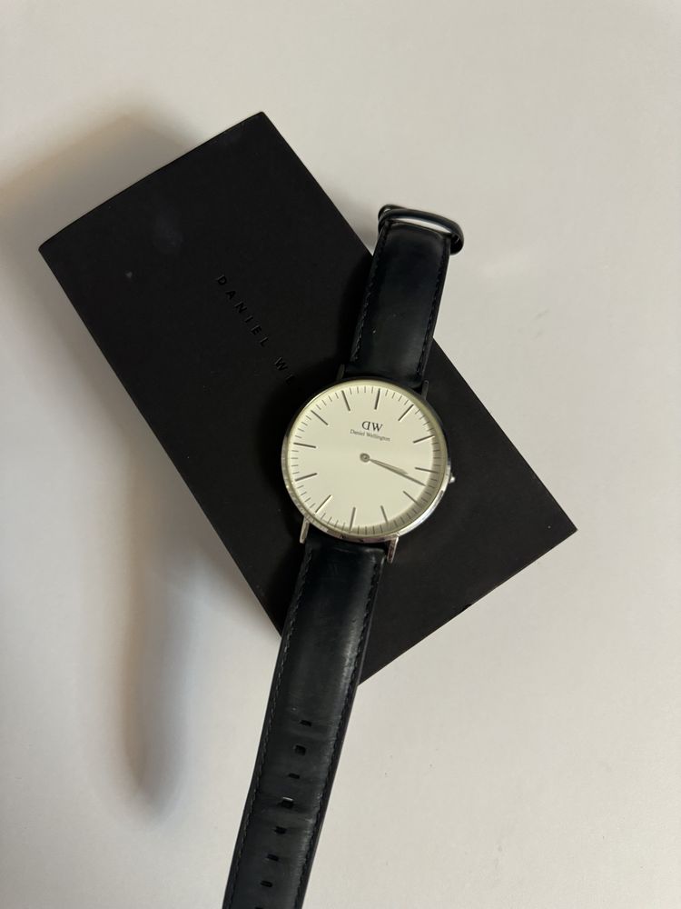 Годинник. Daniel Wellington