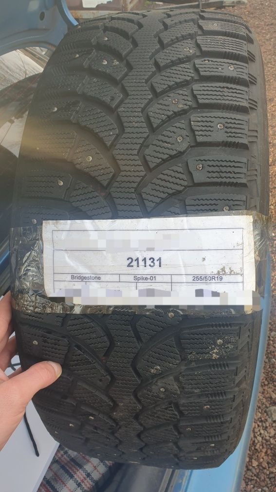 Покришка.Шына.Скат.Резина.Bridgestone Spike-01 255/50/r19 Blizzak 107T