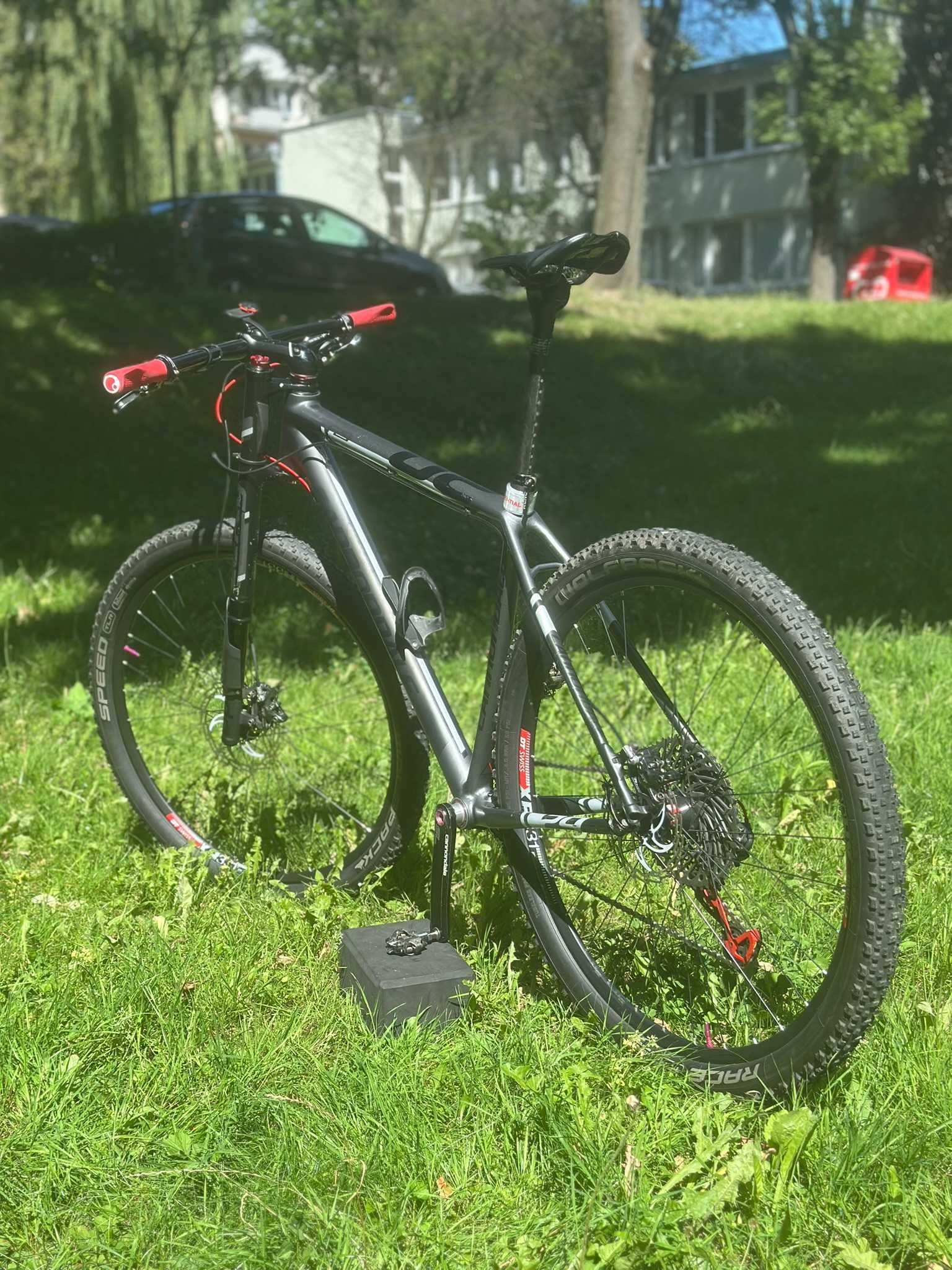 Cannondale Fsi 29’ LEFTY I carbon I XL