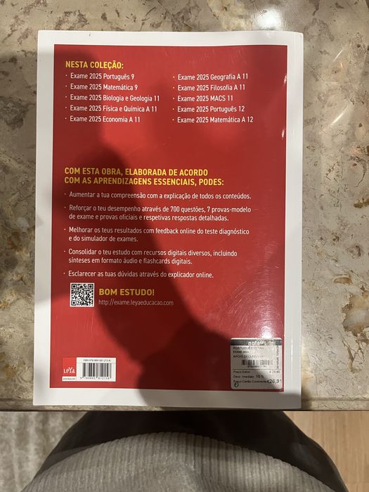 Livros de exame 11 e 12 ano novos