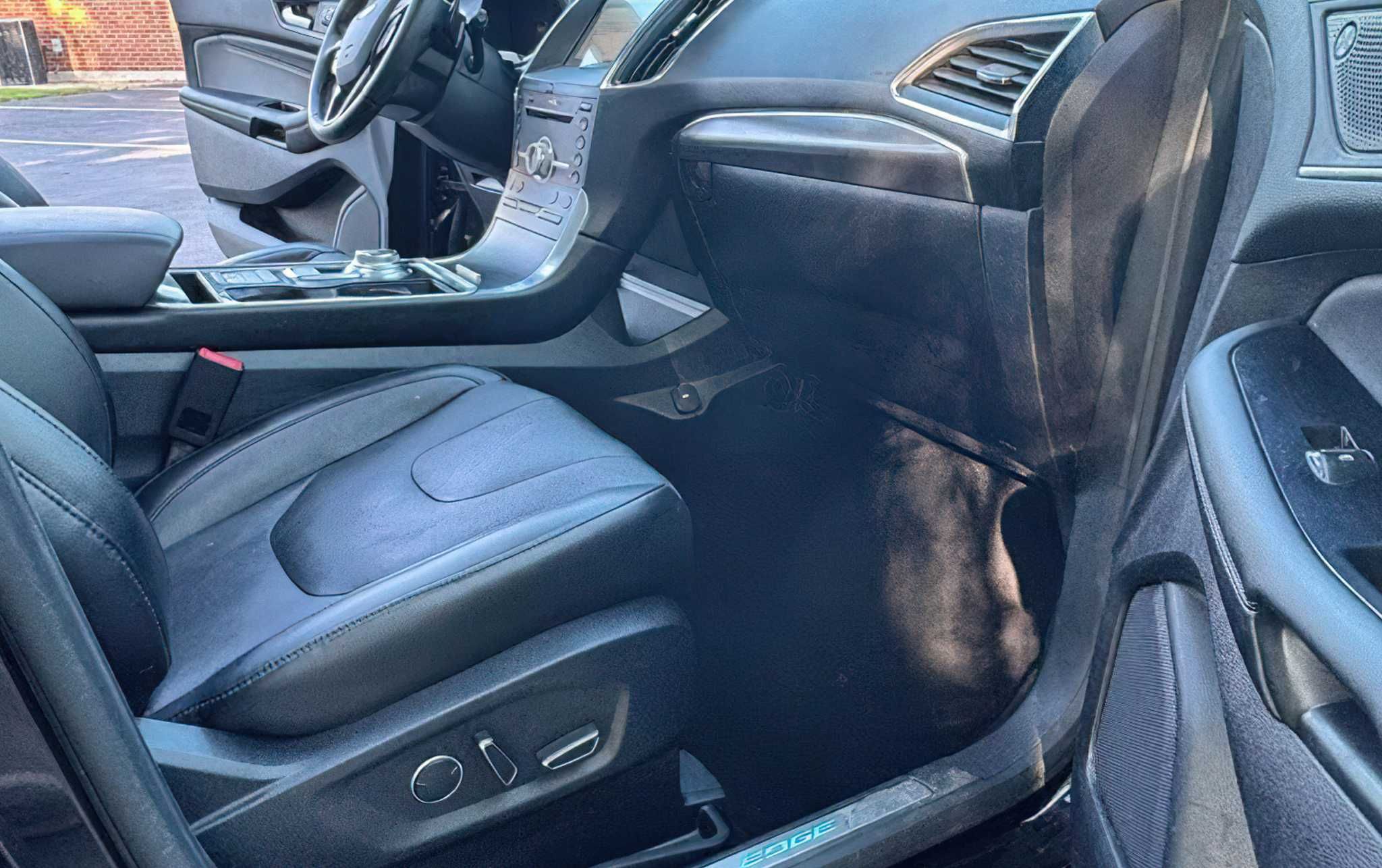 Ford Edge   2019