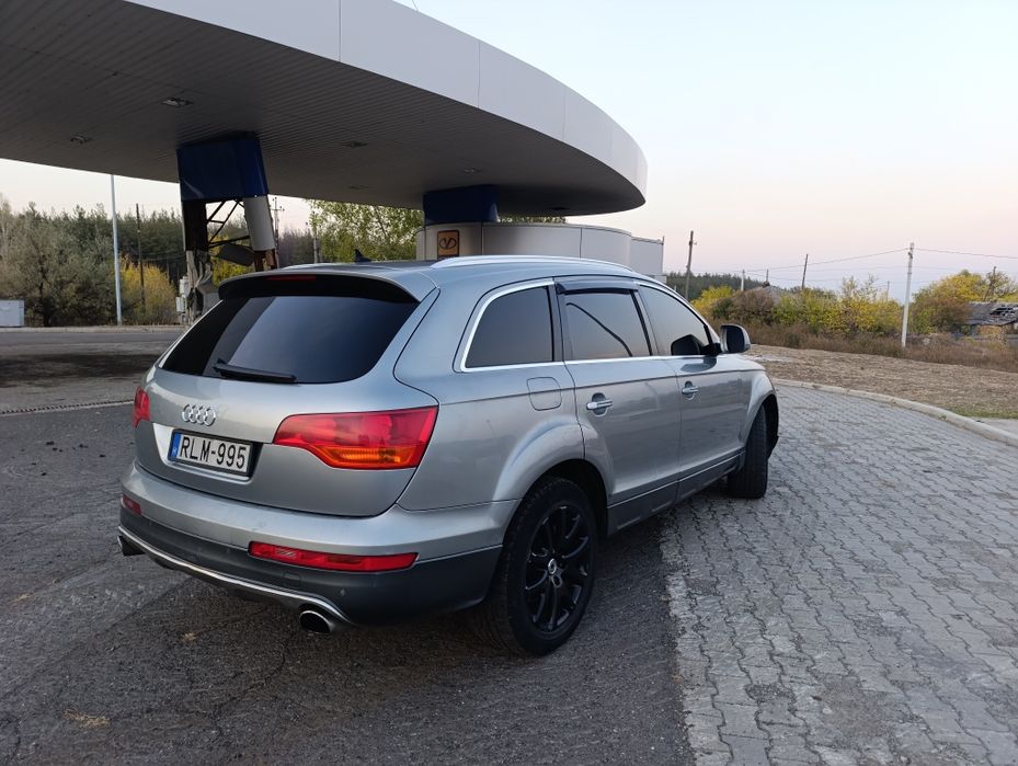 Продам Ауди Q7 diesel 3.0