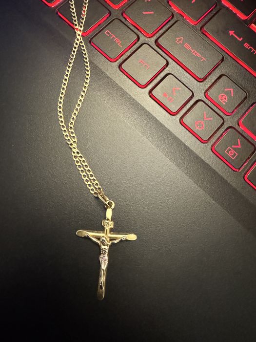 Złoty łańcuszek z krzyżykiem 585 złoto 14k okazyjna cena