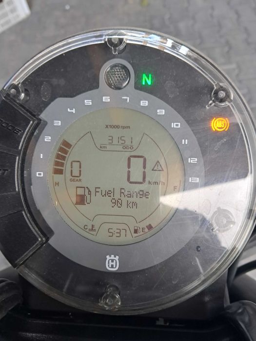 Husgwarna svartpilen 125. 2022r