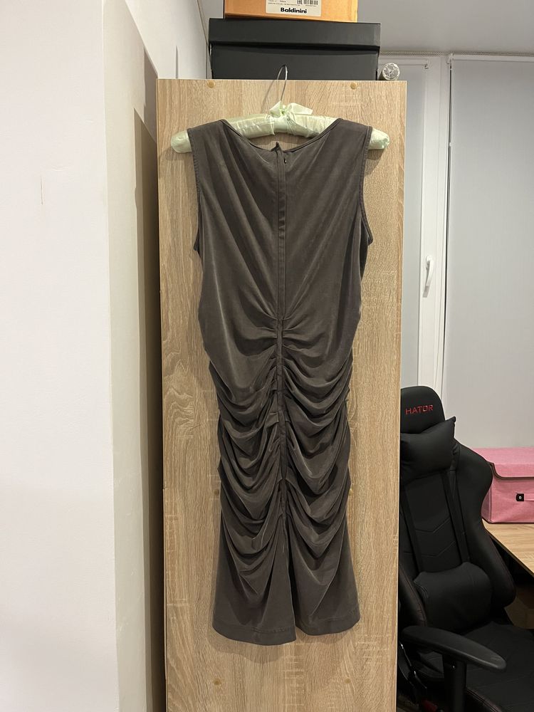 Сукня Luisa Cerano темно сіра з відливом у коричневий