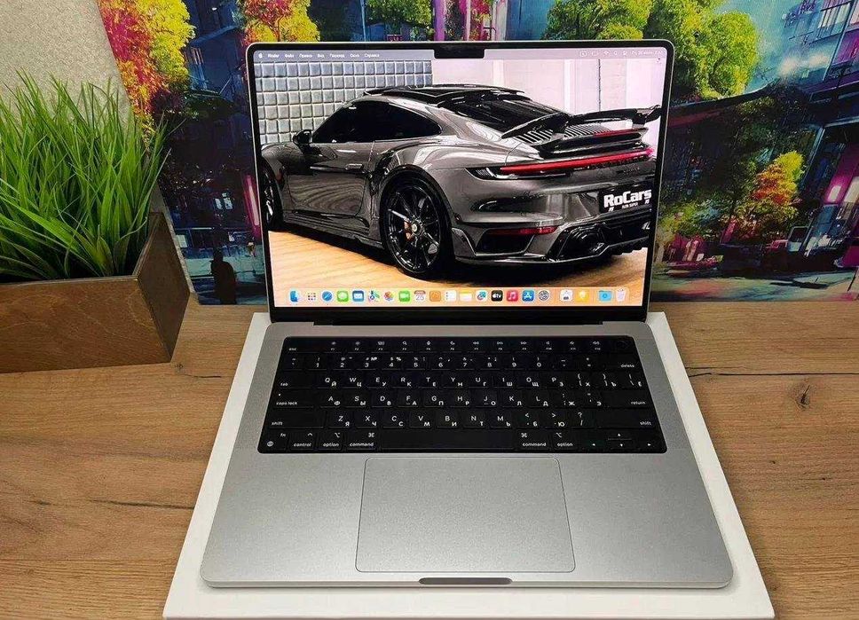 Macbook pro 14 m1 16/ 512