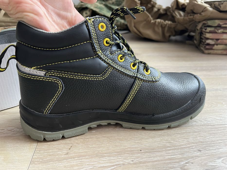 Нове зимове тактичне взуття • Для військових • Розмір 42–44