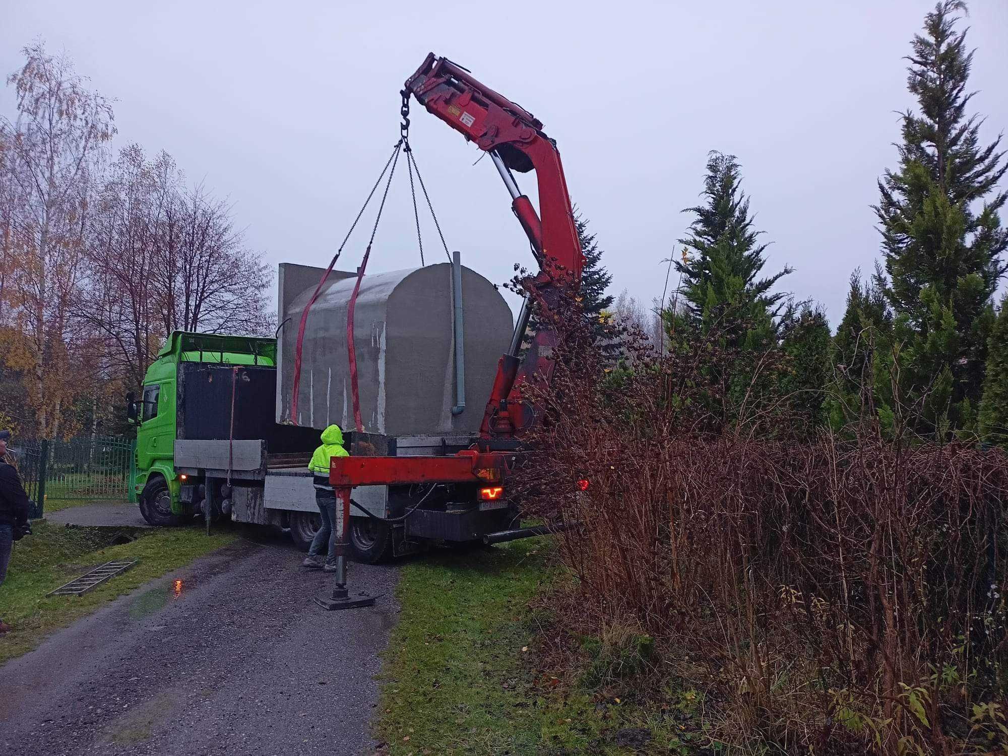 schron , piwniczka betonowa , ziemianka , piwnica , sauna , schron